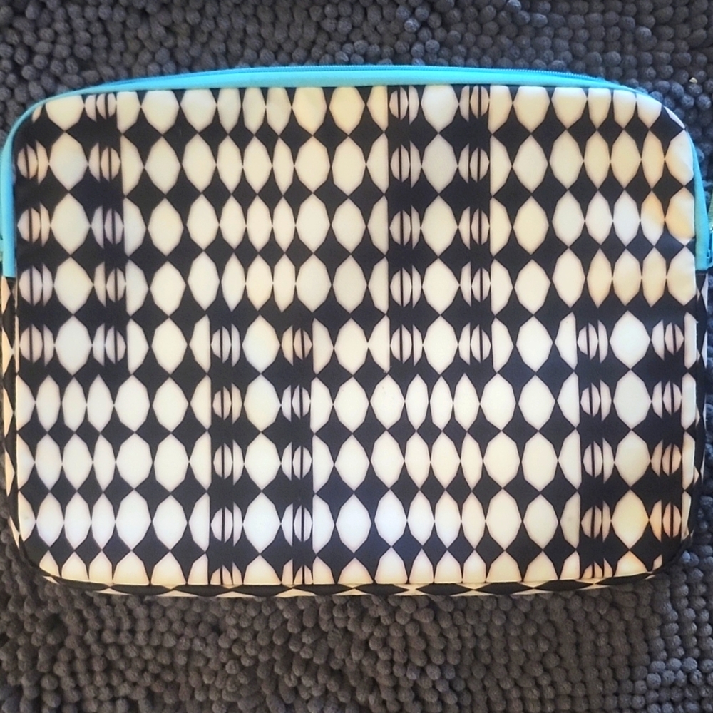 Geometric Black and White Padded Laptop Sleeve